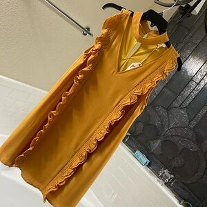 Entro Dress NEW with Tags . Dark yellow